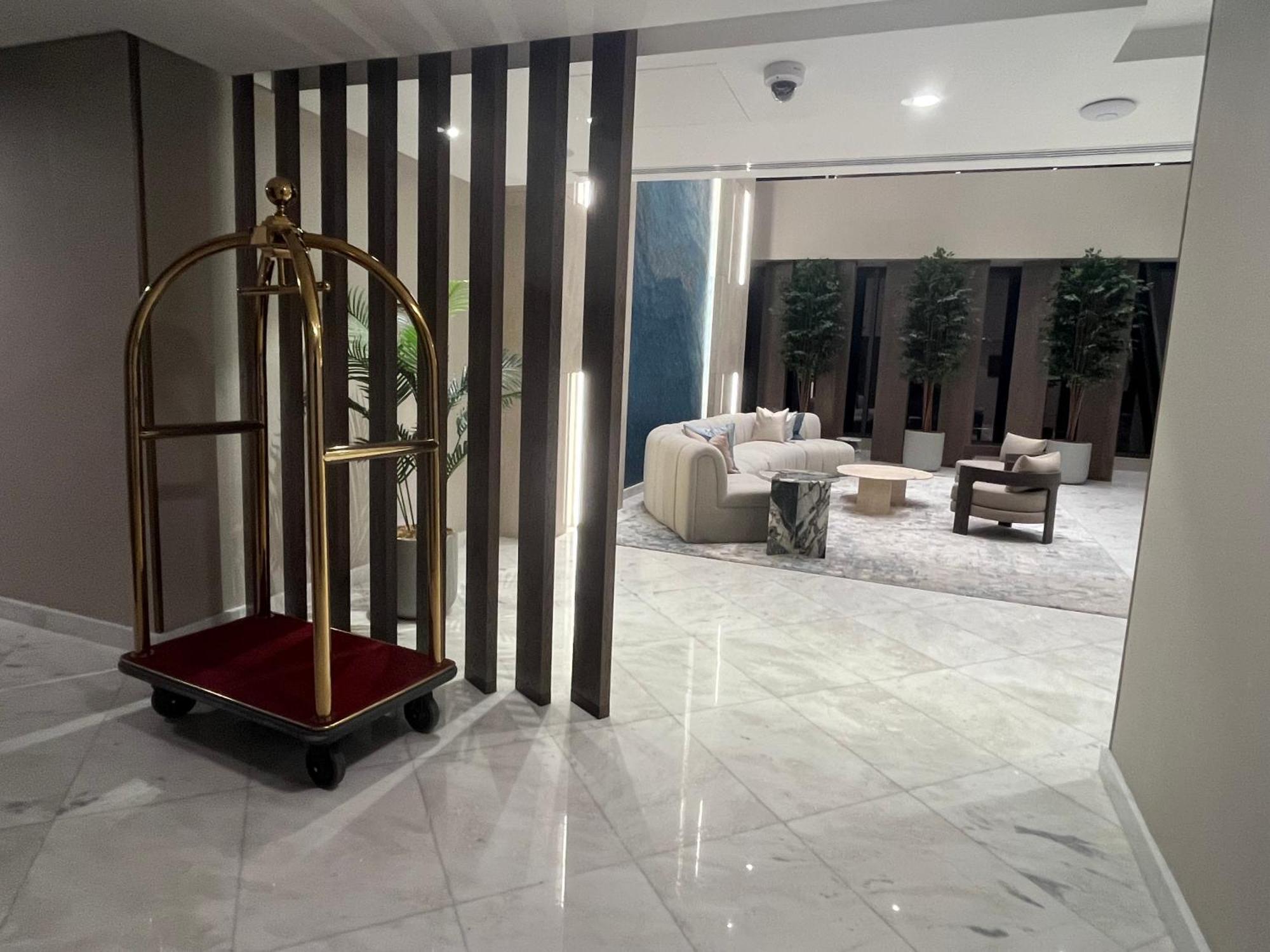 Silverene Towers - Home Of Choice Dubai Exterior foto