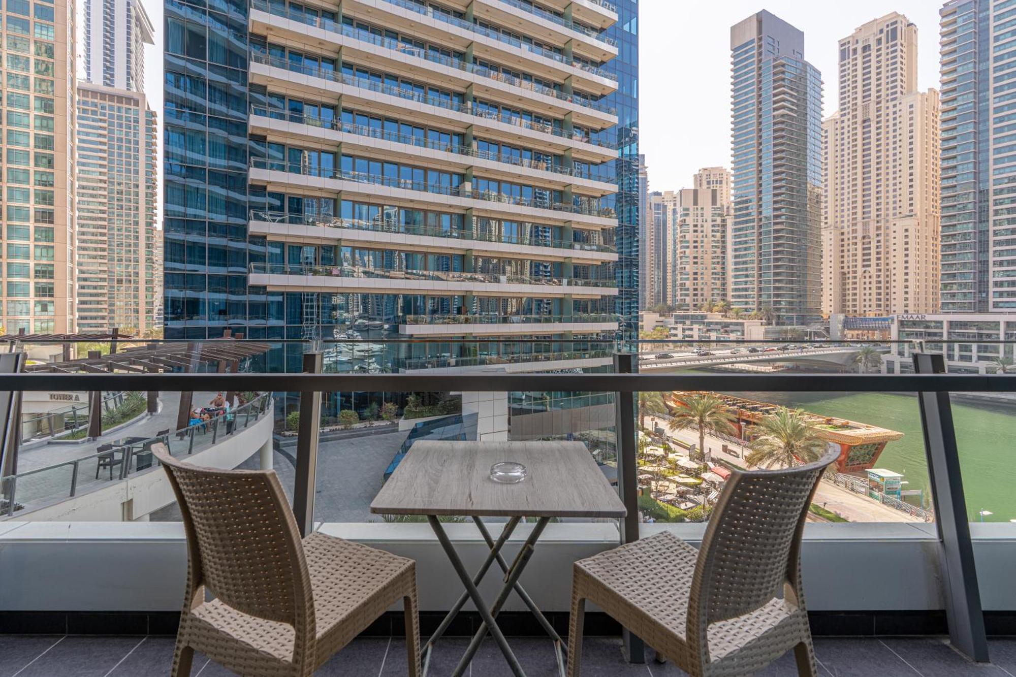 Silverene Towers - Home Of Choice Dubai Exterior foto